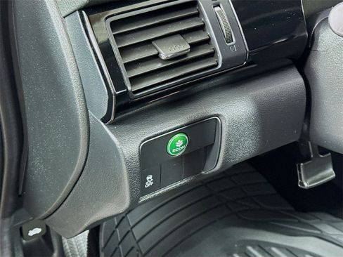 Used 2016 Honda Accord LX image 8