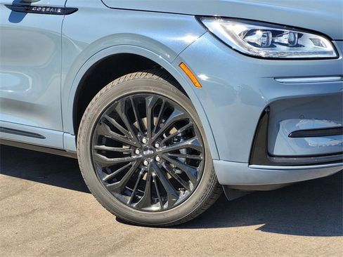 New 2026 Lincoln Aviator Reserve image 2