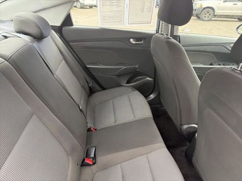 Used 2021 Hyundai Accent SE FWD image 24