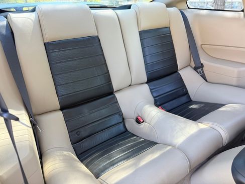 Used 2007 Ford Mustang GT image 37