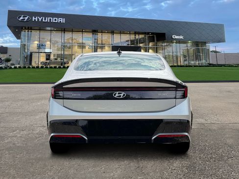Certified 2026 Hyundai Sonata SEL FWD image 6