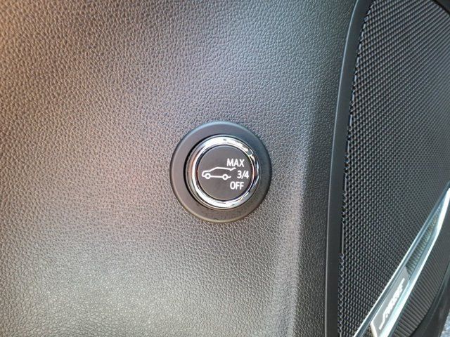 Used 2024 Buick Envision Avenir AWD/4WD image 11