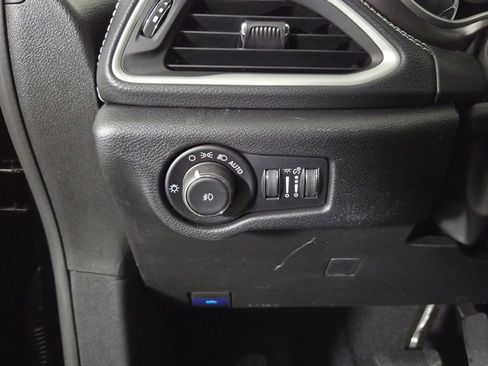 New 2026 Chrysler Pacifica Select image 19