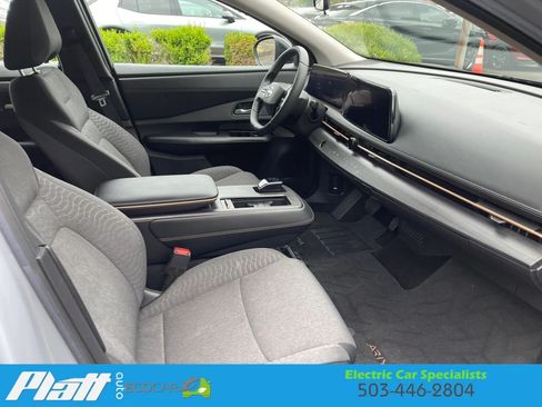 Used 2023 Nissan Ariya FWD image 49