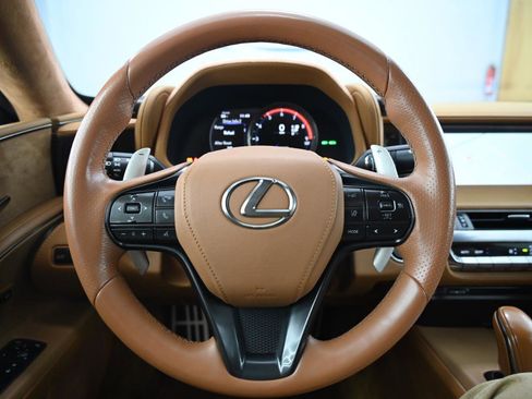 Used 2018 Lexus LC 500 Coupe w/ Touring Package image 22