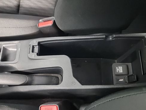 Used 2018 Honda Fit EX image 35