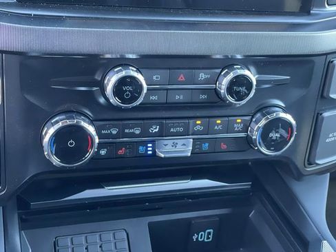 New 2026 Ford F350 Platinum w/ Tremor Off-Road Package AWD/4WD image 15
