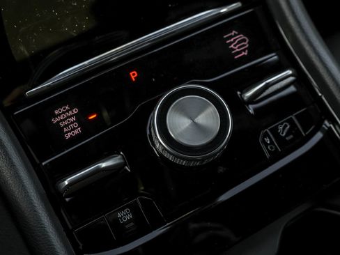 New 2025 Jeep Grand Cherokee Summit image 21