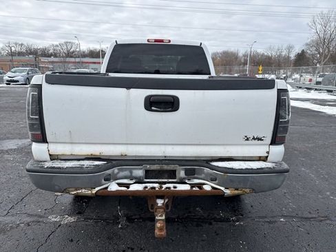 Used 2006 Chevrolet Silverado 1500 LT w/ Light Duty Power Package image 14