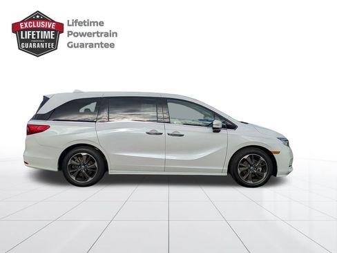 Used 2024 Honda Odyssey Elite image 2