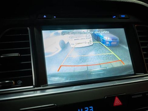 Used 2015 Hyundai Sonata Limited w/ Option Group 05 image 22