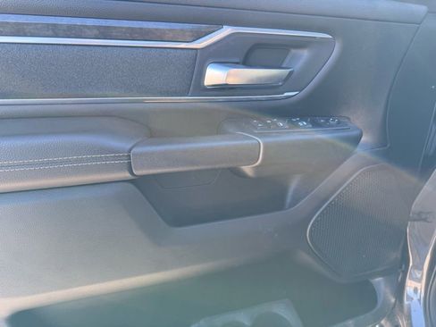 Used 2019 RAM 1500 Big Horn image 10