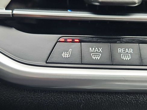 Used 2019 BMW X5 xDrive40i w/ Convenience Package AWD/4WD image 21
