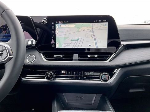 New 2026 Chevrolet Equinox LT w/ Midnight Edition AWD/4WD image 12