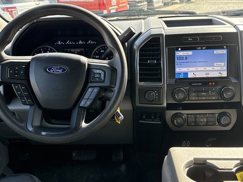 Used 2019 Ford F350 XLT image 6