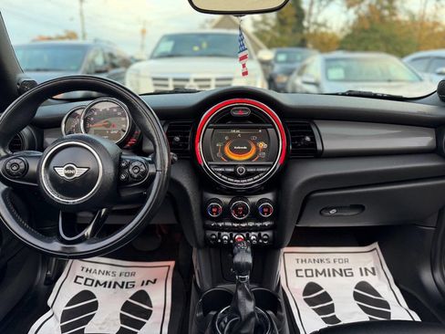 Used 2017 MINI Cooper Convertible image 14