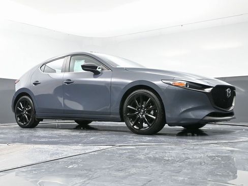 Used 2024 MAZDA MAZDA3 s image 44