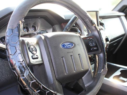 Used 2016 Ford F250 Lariat w/ Lariat Ultimate Package image 26