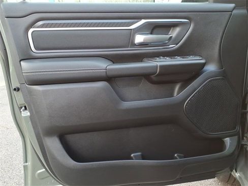 New 2026 RAM 1500 4x4 Crew Cab image 10