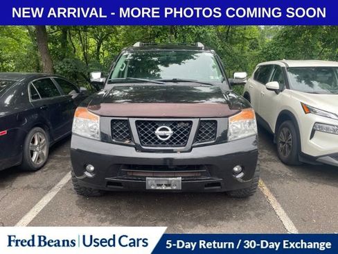 Used 2013 Nissan Armada SV AWD/4WD image 2