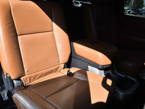Used 2021 Toyota Sequoia Platinum image 30