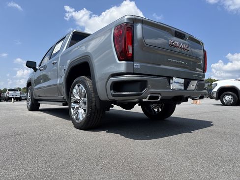 New 2026 GMC Sierra 1500 Denali w/ Denali Reserve Package image 8