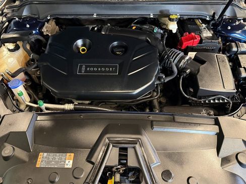 Used 2017 Lincoln MKZ Reserve FWD image 25