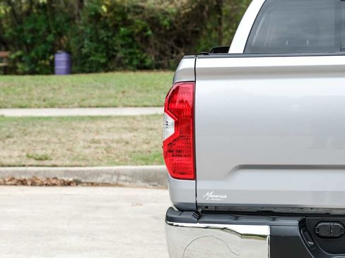 Used 2018 Toyota Tundra SR5 image 44