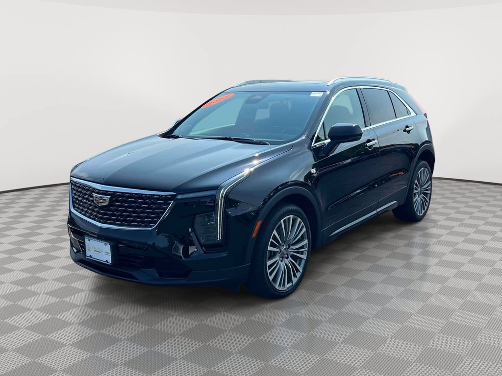 Used 2024 Cadillac XT4 Premium Luxury AWD/4WD image 3