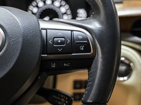 Used 2018 Lexus LX 570 4WD w/ Luxury Package image 23