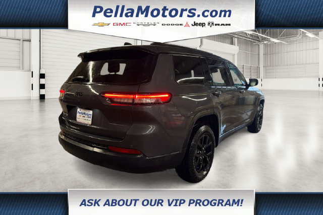 Used 2024 Jeep Grand Cherokee L Altitude AWD/4WD image 3
