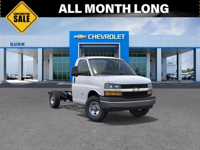 New 2025 Chevrolet Express 3500 w/ Power Convenience Package