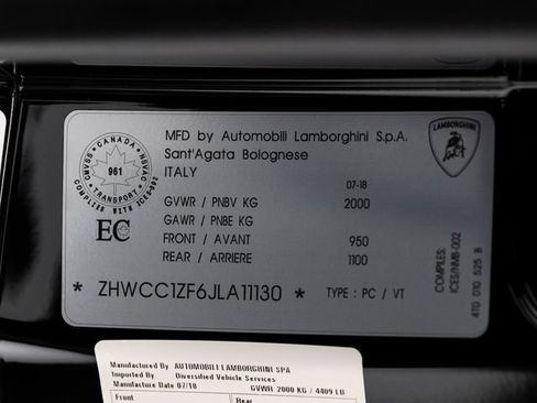 Used 2018 Lamborghini Huracan LP 610-4 AWD/4WD image 97