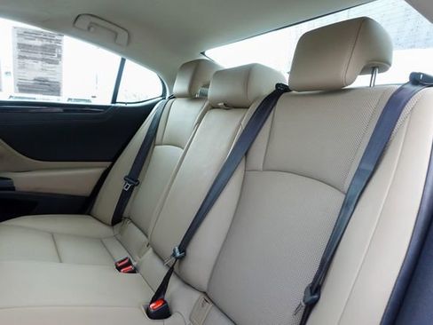 Used 2020 Lexus ES 350 w/ Premium Package image 27