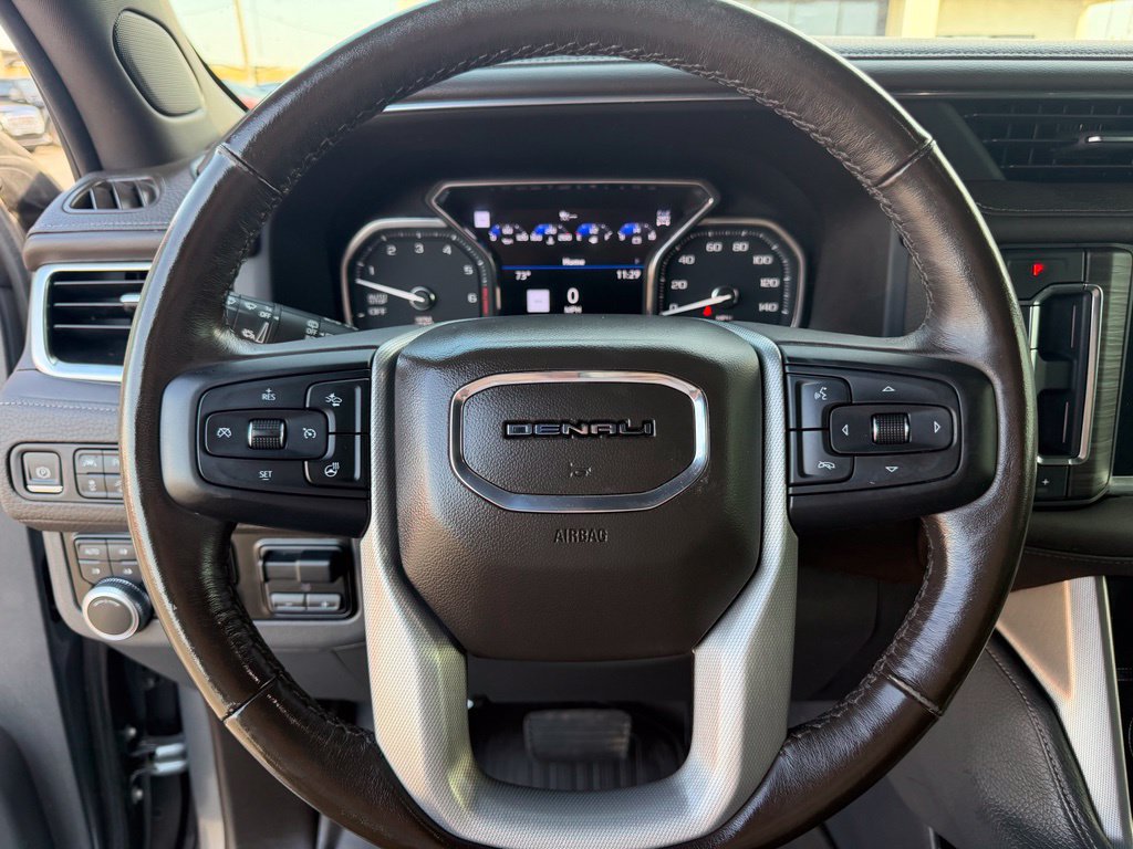 Used 2021 GMC Yukon XL Denali w/ Denali Premium Package AWD/4WD image 31