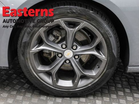 Used 2024 Chevrolet Malibu LT image 32