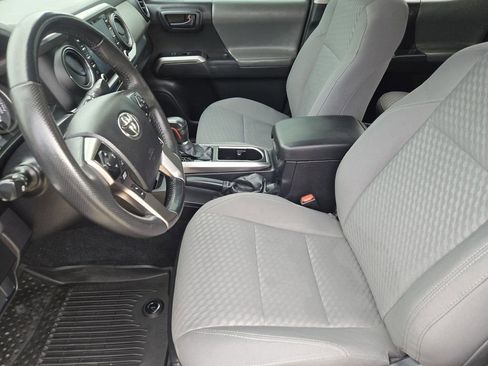 Used 2023 Toyota Tacoma SR5 image 15