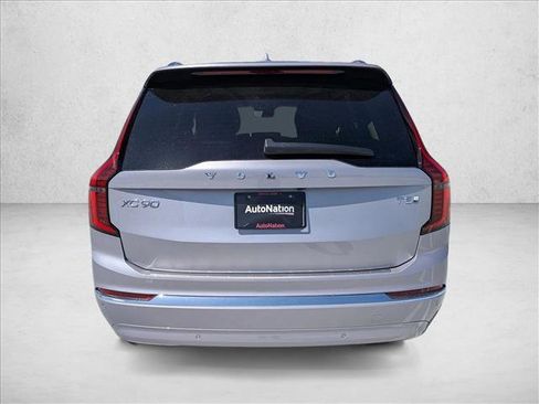 New 2026 Volvo XC90 T8 Ultra w/ Lounge Package AWD/4WD image 7