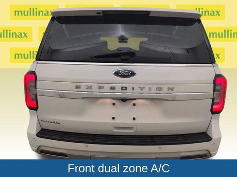 Certified 2023 Ford Expedition Platinum RWD image 28