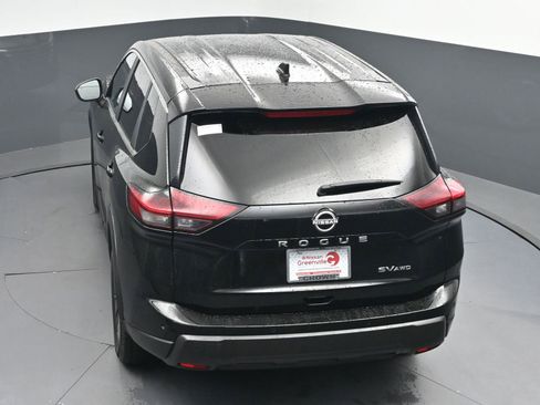 Used 2024 Nissan Rogue SV image 35