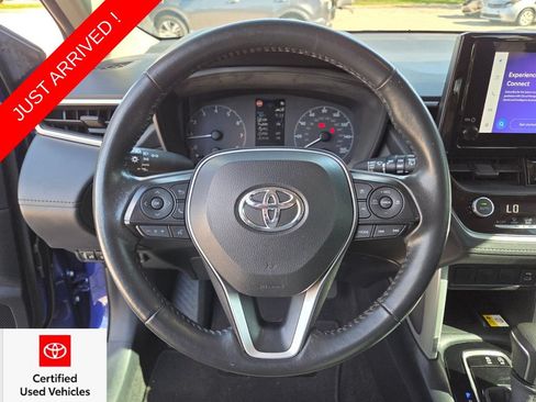 Used 2023 Toyota Corolla Cross LE FWD image 29