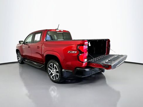 Used 2024 Chevrolet Colorado Z71 w/ Z71 Convenience Package 2 AWD/4WD image 5