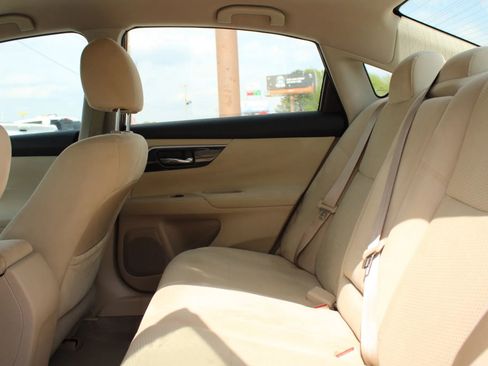 Used 2014 Nissan Altima 2.5 S w/ Display Audio Package image 8