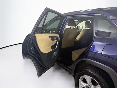 Used 2020 Toyota RAV4 XLE FWD image 24
