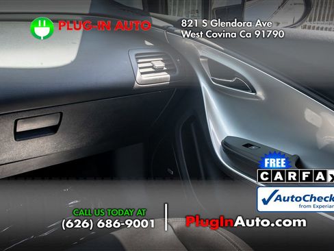 Used 2014 Chevrolet Volt Premium w/ Premium Trim Package FWD image 16