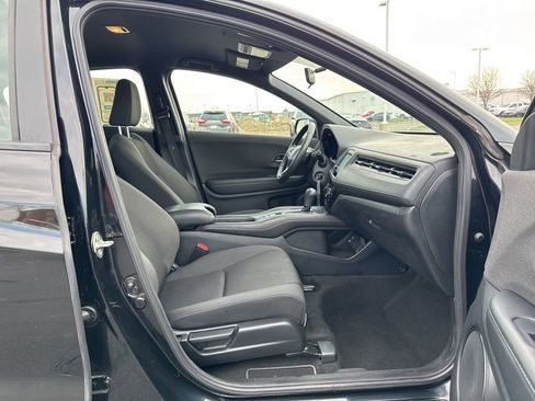 Used 2019 Honda HR-V Sport image 39