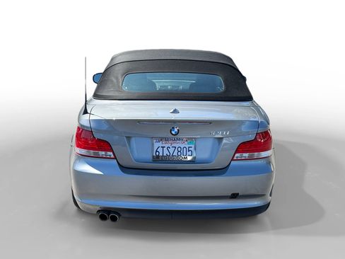 Used 2011 BMW 128i Convertible RWD image 4