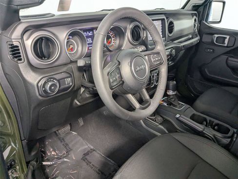 Used 2023 Jeep Wrangler Unlimited Sport AWD/4WD image 12