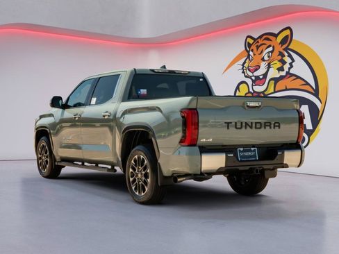 Used 2026 Toyota Tundra Limited AWD/4WD image 8