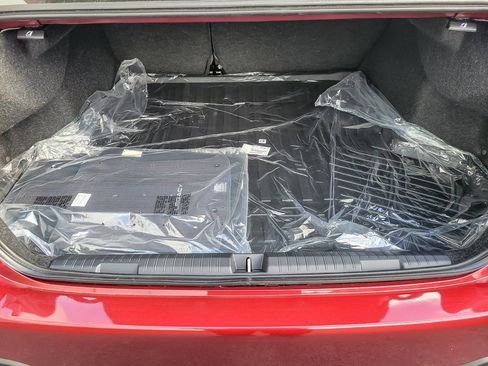 Certified 2025 Subaru Legacy Premium w/ Popular Package #1A image 8